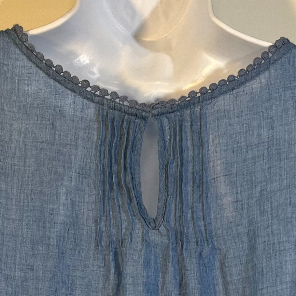 Women’s Blue Sleeveless Ruffle Hem Top - Picture 4 of 7